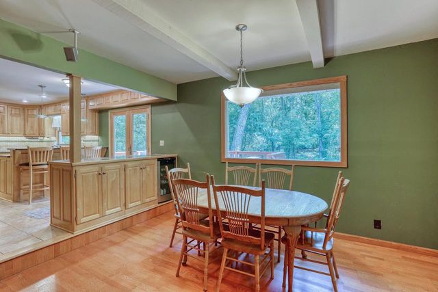 N54W30819 Windwood DRIVE, Hartland, WI 53029