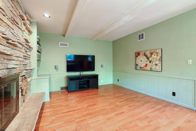 N54W30819 Windwood DRIVE, Hartland, WI 53029