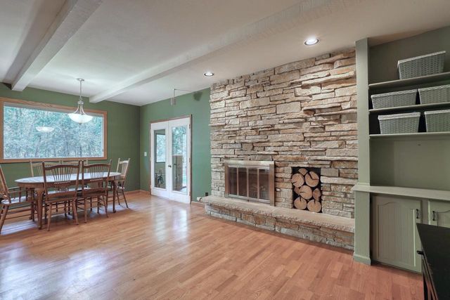 N54W30819 Windwood DRIVE, Hartland, WI 53029
