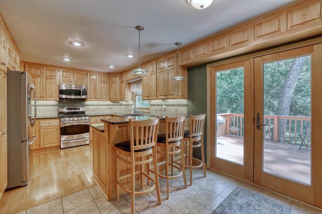 N54W30819 Windwood DRIVE, Hartland, WI 53029
