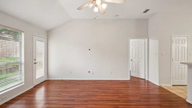 6624 Chalk River Drive, Fort Worth, TX 76179