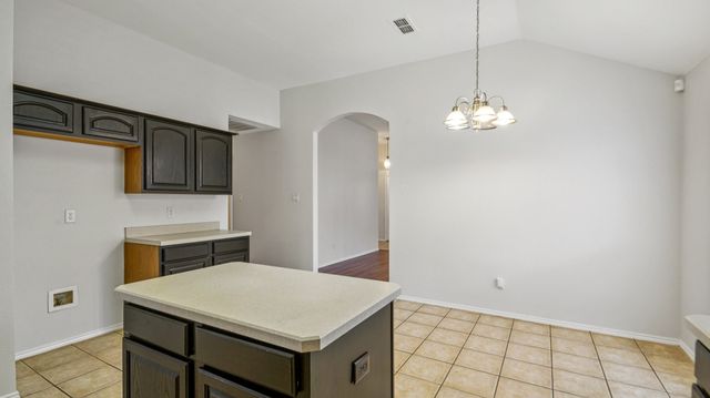 6624 Chalk River Drive, Fort Worth, TX 76179
