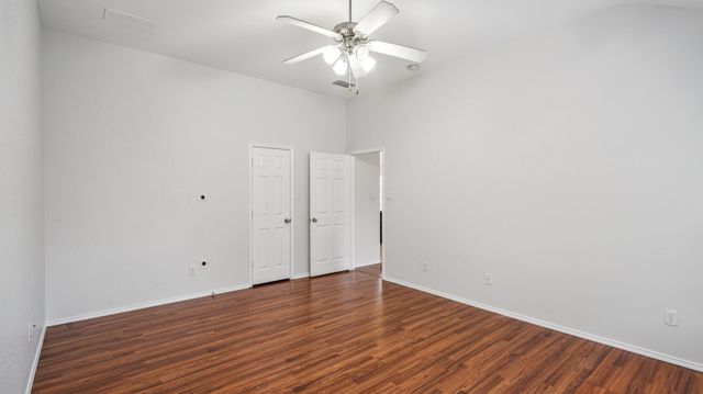 6624 Chalk River Drive, Fort Worth, TX 76179