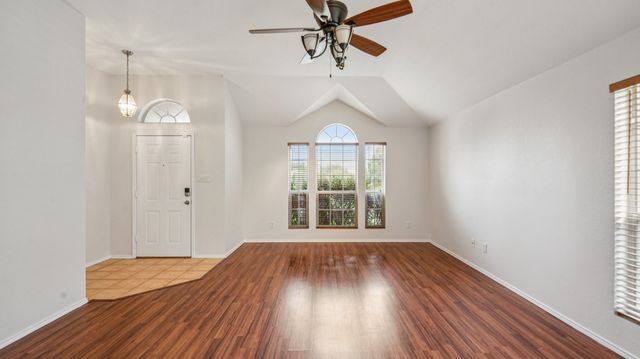 6624 Chalk River Drive, Fort Worth, TX 76179