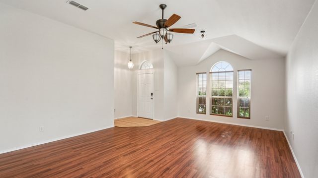 6624 Chalk River Drive, Fort Worth, TX 76179