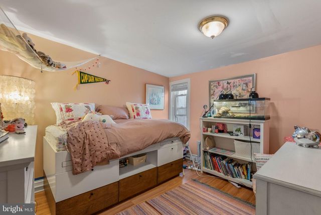 1046 S DORRANCE ST, Philadelphia, PA 19146