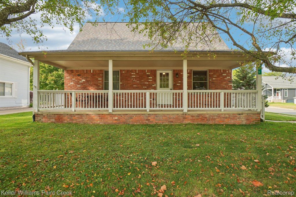 315 E Saint Clair Street, Romeo Village, MI 48065