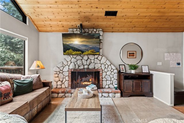 791 Virginia Court, Lake Arrowhead, CA 92352