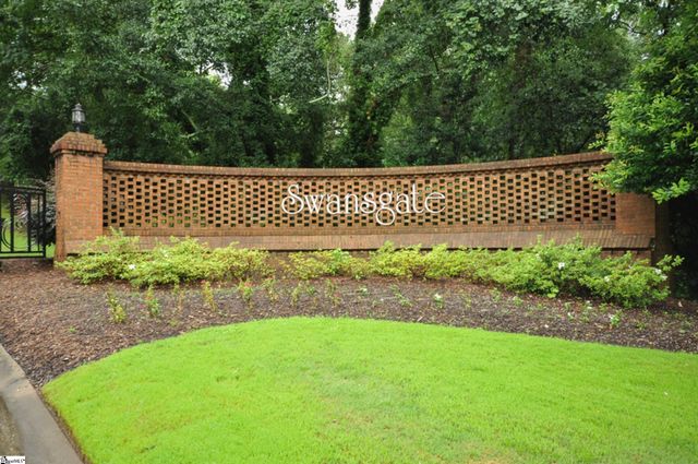 406 Swansgate Place, Greenville, SC 29605