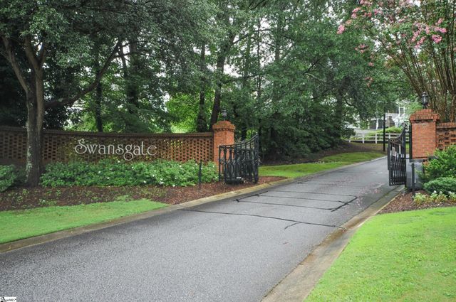 406 Swansgate Place, Greenville, SC 29605