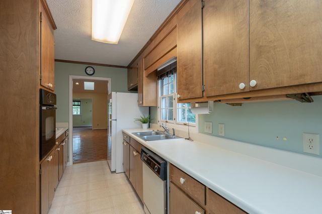 406 Swansgate Place, Greenville, SC 29605