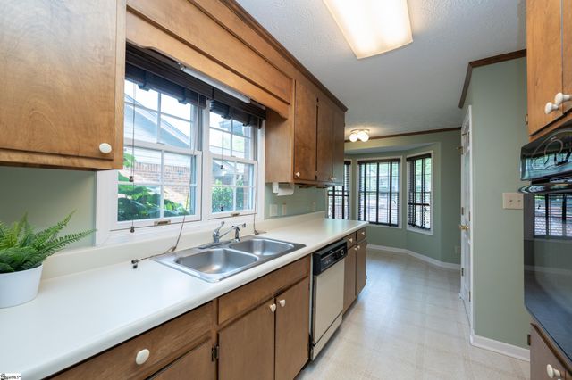 406 Swansgate Place, Greenville, SC 29605