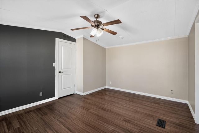 5630 Fm 1339, Kingsbury, TX 78638