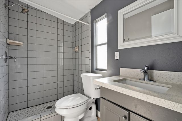 5630 Fm 1339, Kingsbury, TX 78638
