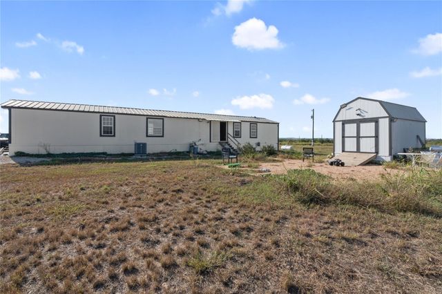 5630 Fm 1339, Kingsbury, TX 78638