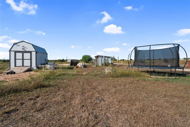 5630 Fm 1339, Kingsbury, TX 78638