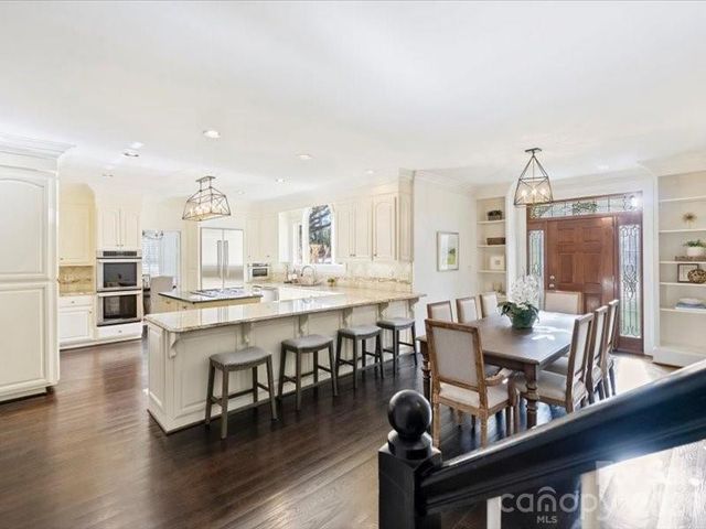 5630 Colony Road, Charlotte, NC 28226