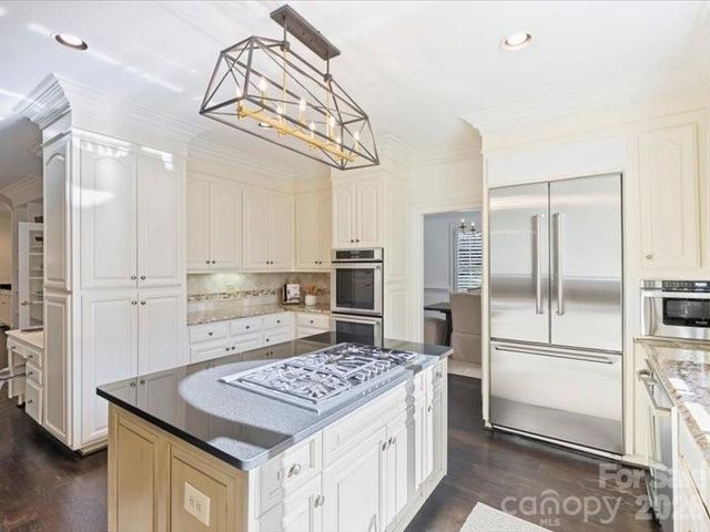 5630 Colony Road, Charlotte, NC 28226