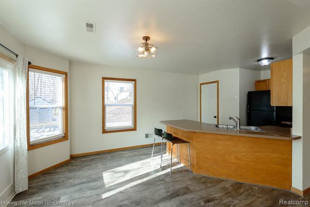 7373 Valley Drive, Brighton, MI 48116