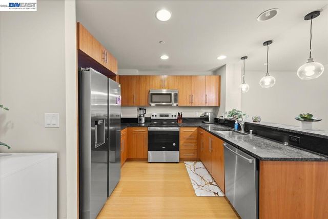 88 E San Fernando St 303, San Jose, CA 95113