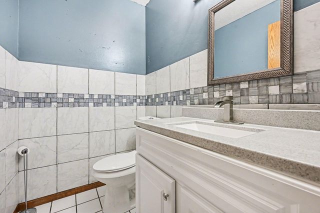 5790 Sandy Cove Drive, Kalamazoo, MI 49048