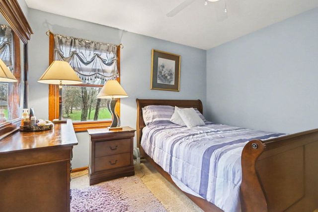 5790 Sandy Cove Drive, Kalamazoo, MI 49048