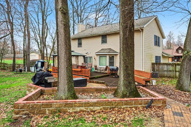 5790 Sandy Cove Drive, Kalamazoo, MI 49048
