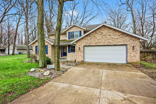 5790 Sandy Cove Drive, Kalamazoo, MI 49048