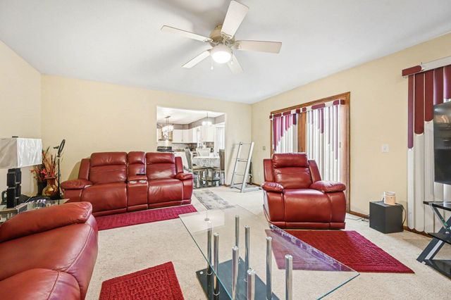 5790 Sandy Cove Drive, Kalamazoo, MI 49048