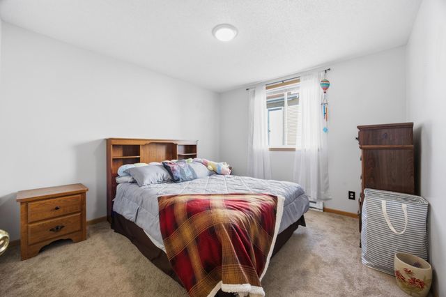 5512 18th Street S, Fargo, ND 58104