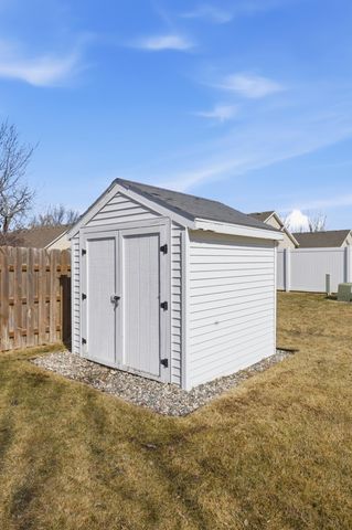 5512 18th Street S, Fargo, ND 58104