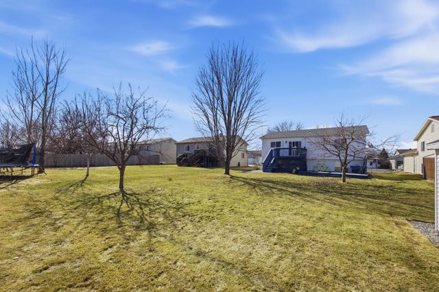 5512 18th Street S, Fargo, ND 58104