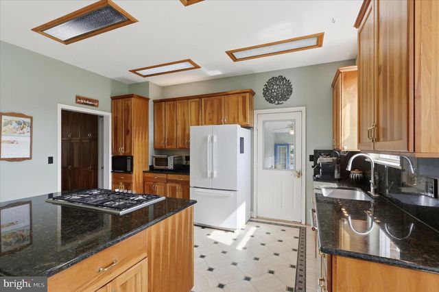 2545 MULLINIX MILL RD, Mount Airy, MD 21771