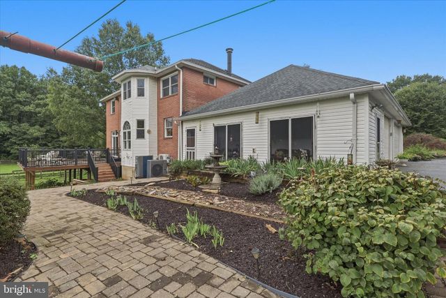 2545 MULLINIX MILL RD, Mount Airy, MD 21771