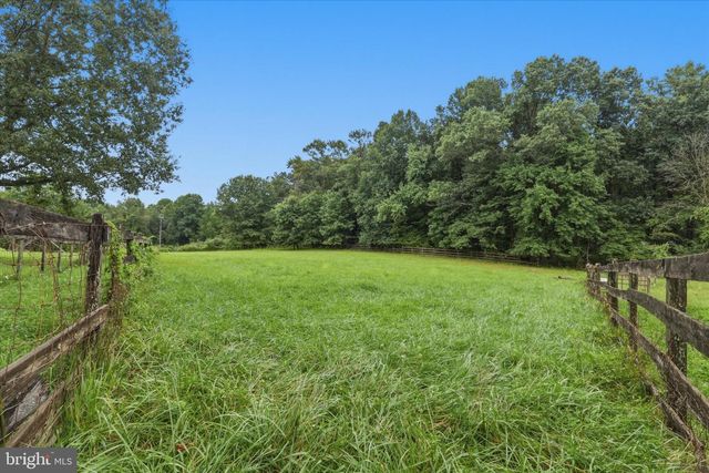2545 MULLINIX MILL RD, Mount Airy, MD 21771