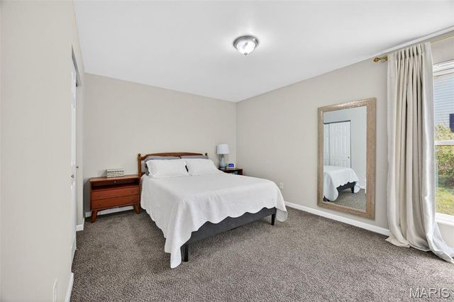 111 Julie Lane, St Peters, MO 63376