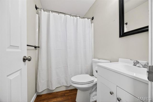 111 Julie Lane, St Peters, MO 63376