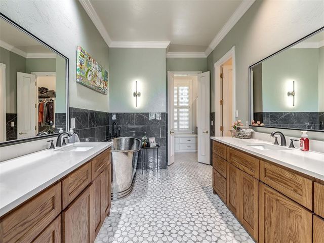 9809 Ramsey Road, Yukon, OK 73099