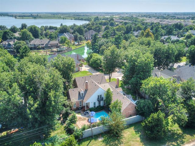 9809 Ramsey Road, Yukon, OK 73099