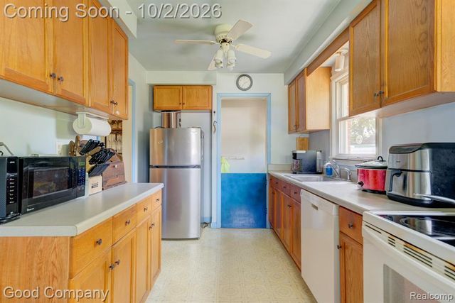 17341 Avilla Boulevard, Southfield, MI 48076