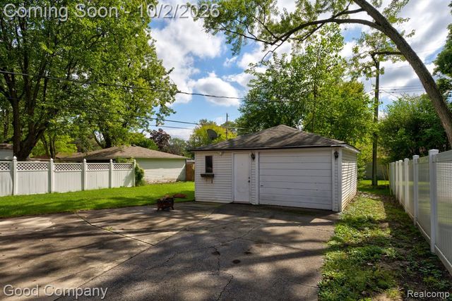 17341 Avilla Boulevard, Southfield, MI 48076