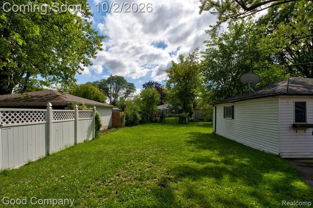 17341 Avilla Boulevard, Southfield, MI 48076