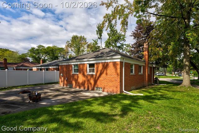 17341 Avilla Boulevard, Southfield, MI 48076