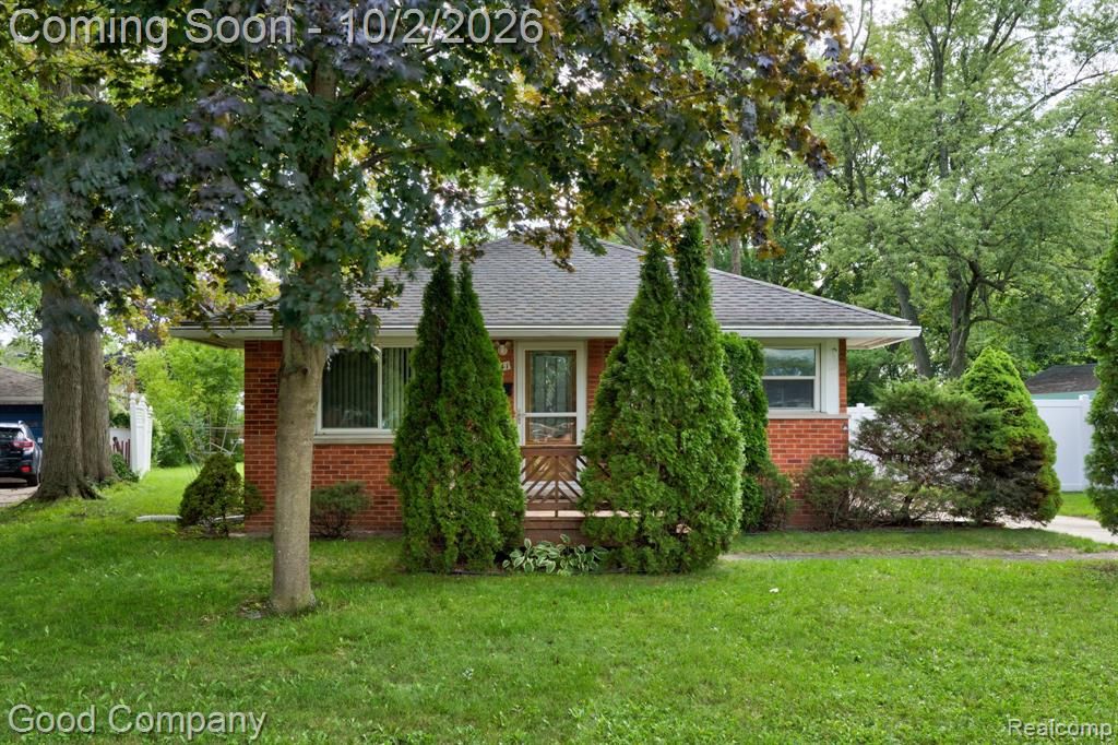 17341 Avilla Boulevard, Southfield, MI 48076