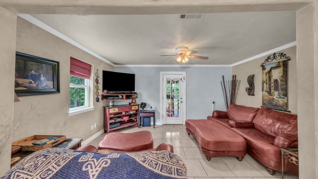 412 Douglas Street, Burleson, TX 76028