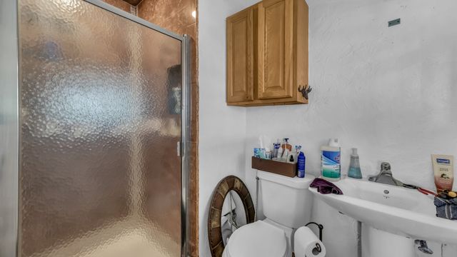 412 Douglas Street, Burleson, TX 76028