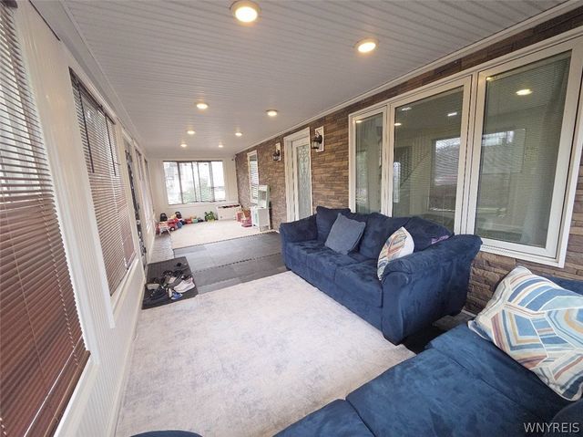 7 Lindbergh Court, Cheektowaga, NY 14225