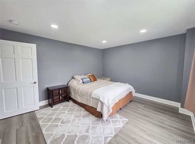 7 Lindbergh Court, Cheektowaga, NY 14225