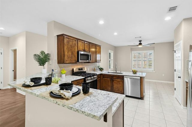 110 Crosby ST, Georgetown, TX 78633