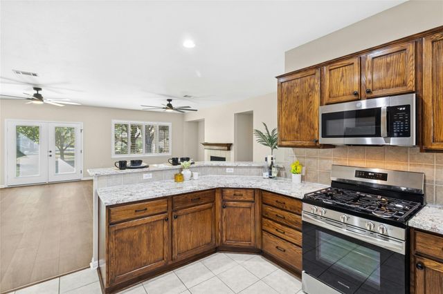 110 Crosby ST, Georgetown, TX 78633